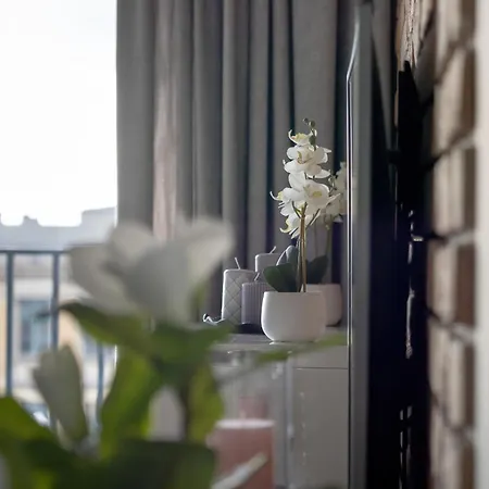 Elegant Apartment With Balcony Near Poniatowski Park Lodz By Noclegi Renters Exterior foto
