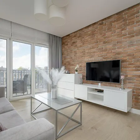 Elegant Apartment With Balcony Near Poniatowski Park Lodz By Noclegi Renters Exterior foto