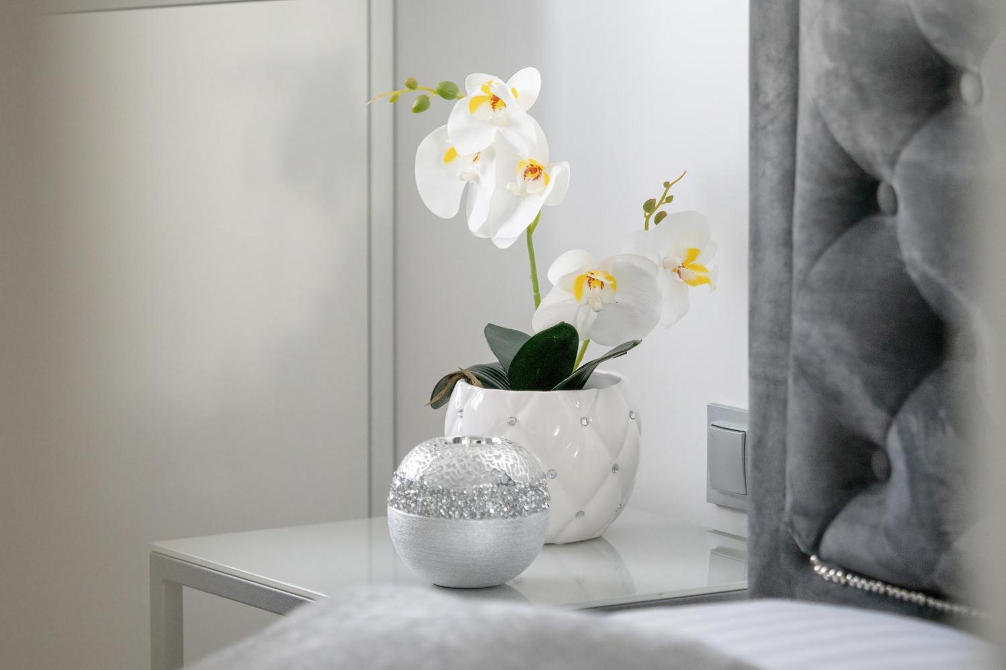 Elegant With Balcony Near Poniatowski Park By Renters