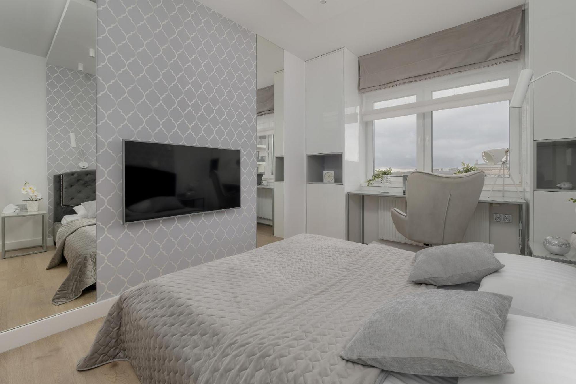 Apartment Elegant With Balcony Near Poniatowski Park By Renters *